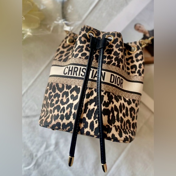 Dior Leopard Pattern Bucket Bag/Shoulder Bag/Crossbody Bag GWP - Picture 2 of 15